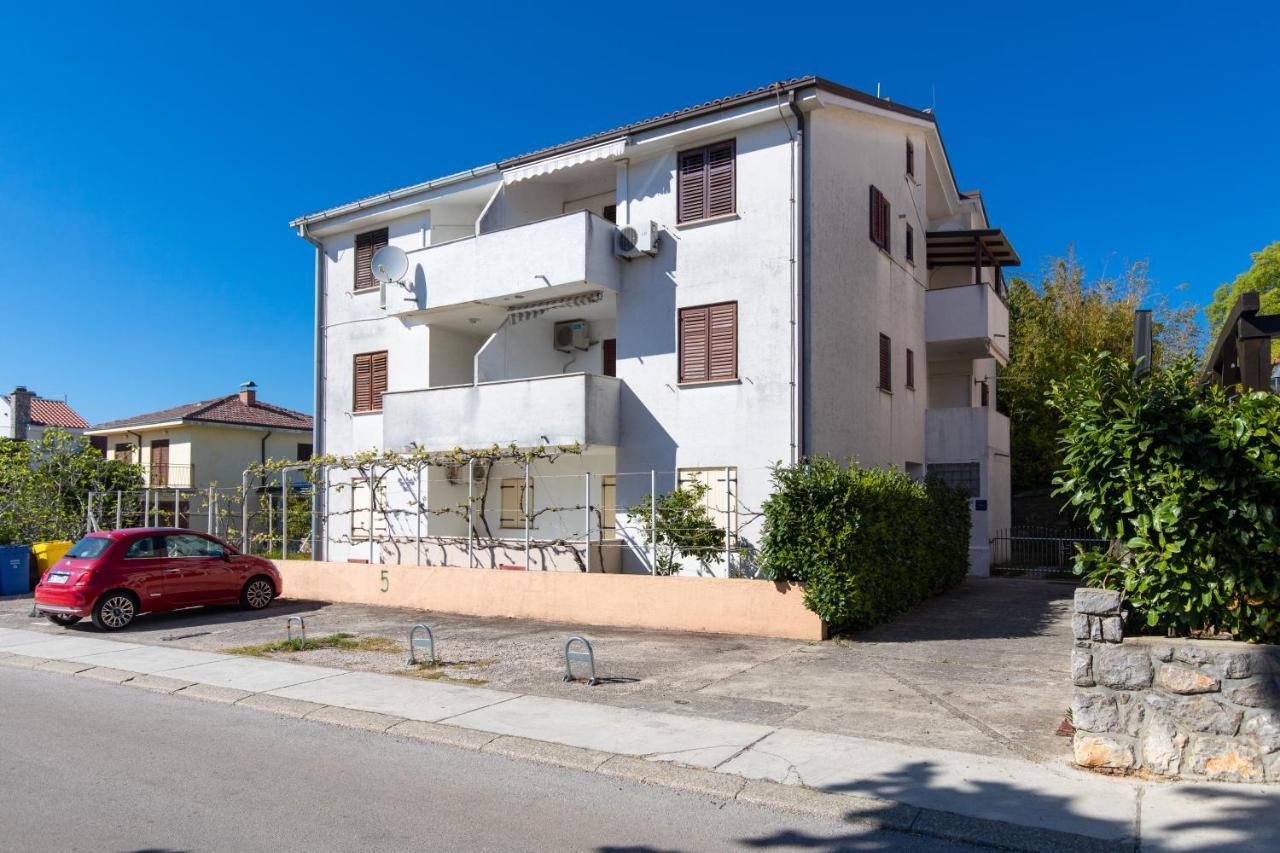 Apartment Bozena Krk كرك المظهر الخارجي الصورة
