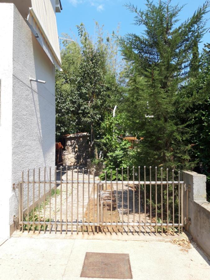 Apartment Bozena Krk كرك المظهر الخارجي الصورة